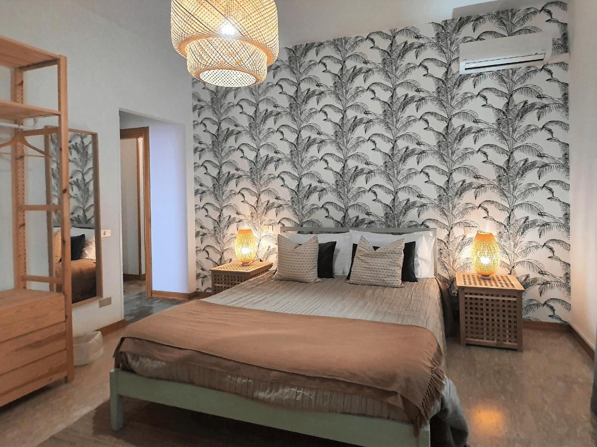 Villa Rosa - Sperlonga Vertice Rooms Eksteriør bilde