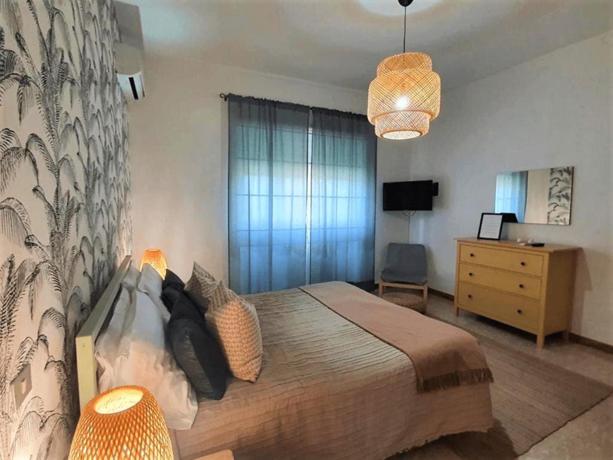 Villa Rosa - Sperlonga Vertice Rooms Eksteriør bilde