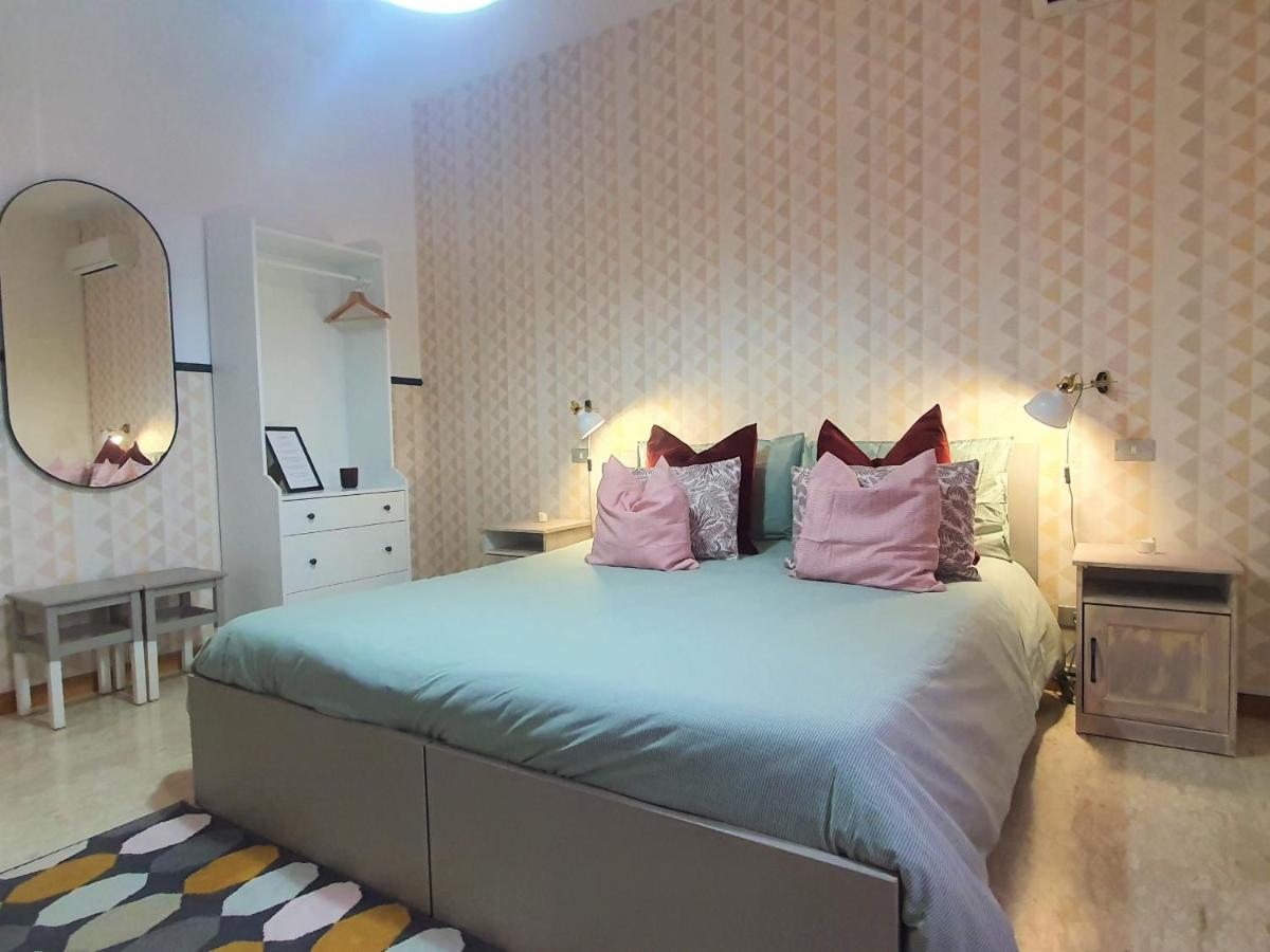 Villa Rosa - Sperlonga Vertice Rooms Eksteriør bilde